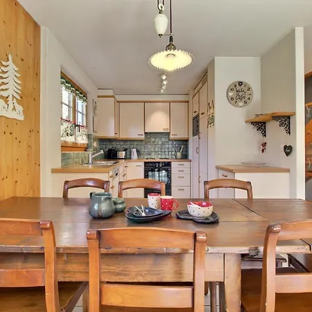 בית נופש Quadze, Overlooking Village, Terrace & Bbq *